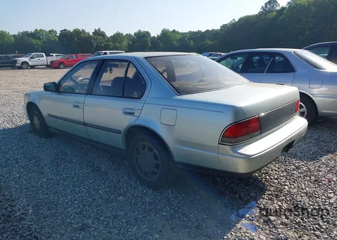 1989 Nissan Maxima z USA, uszkodzony, nr VIN JN1HJ01P5KT267358